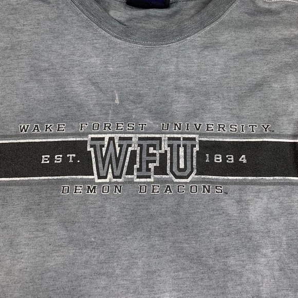 Vintage Wake Forest University T-shirt - Picture 3 of 3
